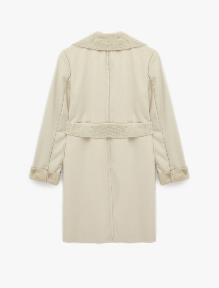  Uzun Kollu Cepli Kemerli Yakası Suni Kürklü Bonded Kaban