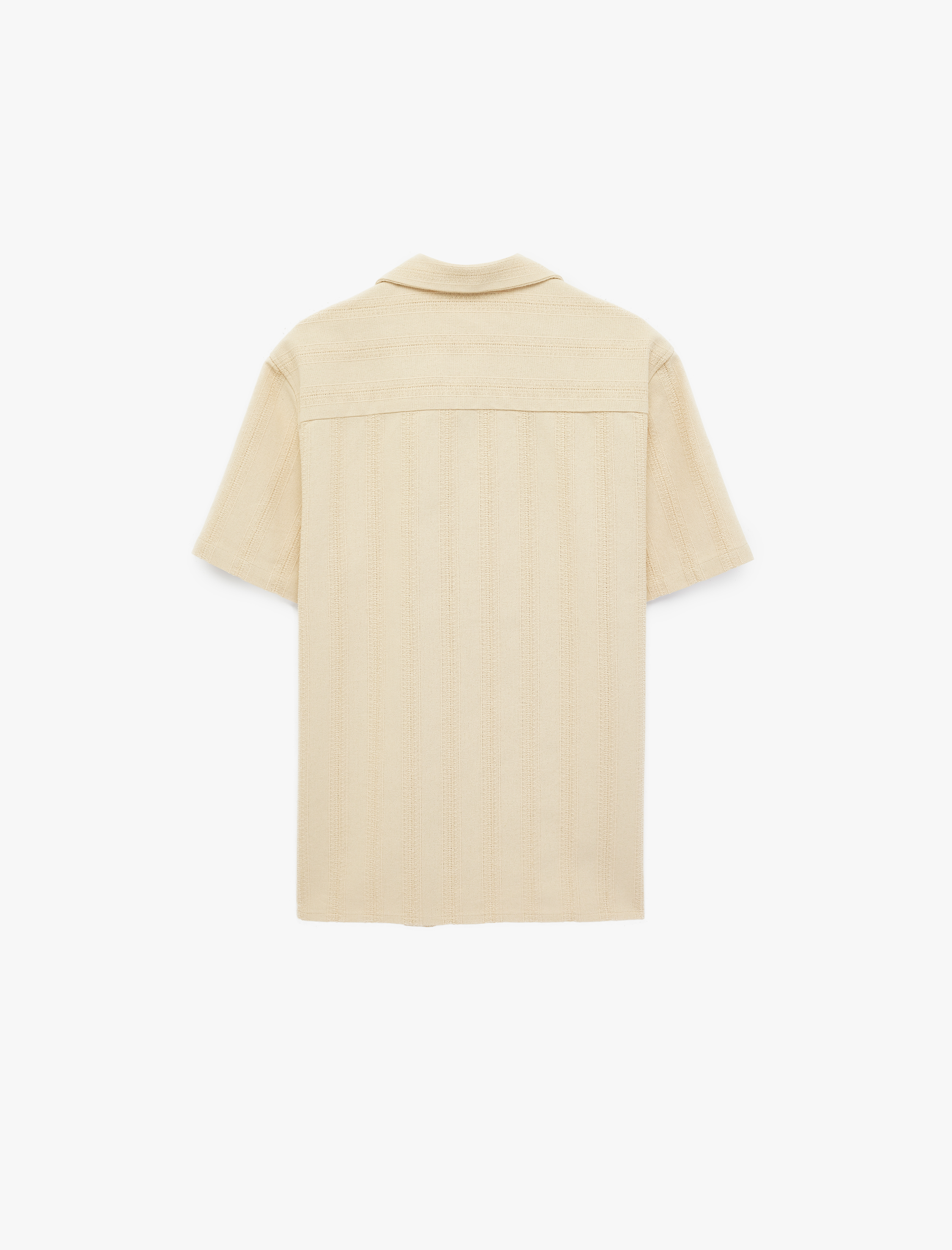   Regular Fit Cepli Dokulu Devrik Yaka Pamuklu Kısa Kollu Gömlek