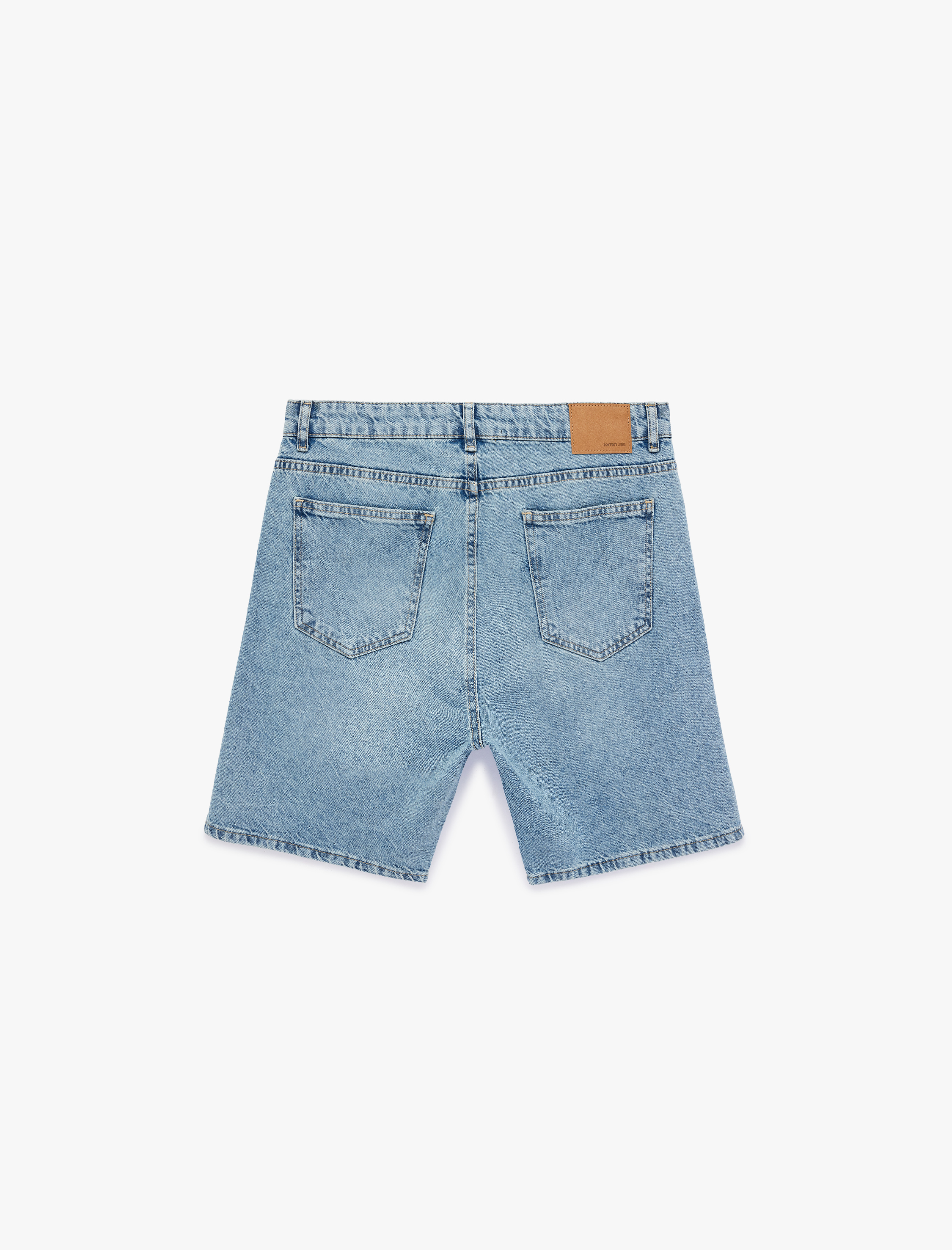   Rahat Kalıp Pamuklu Bermuda Jean Şort