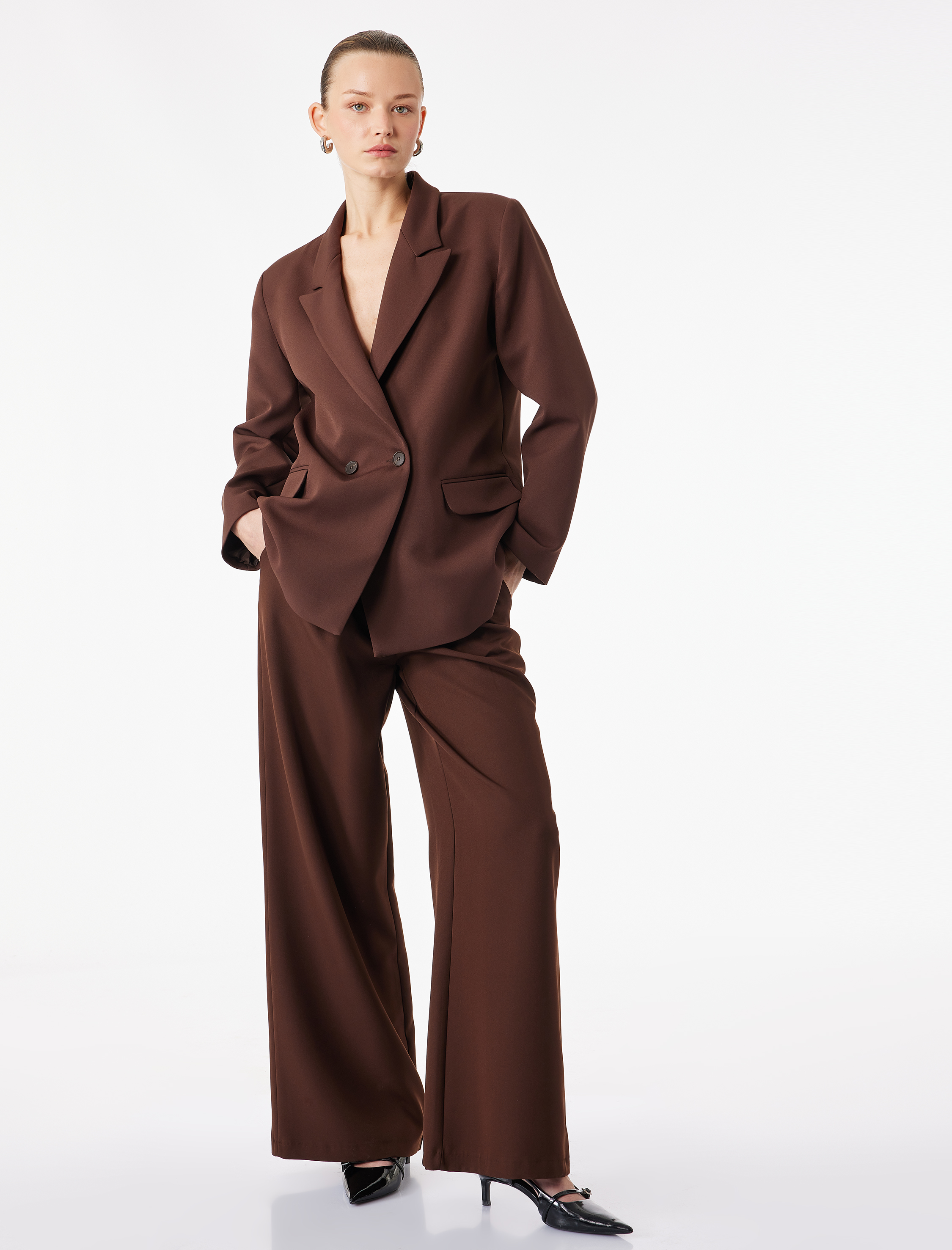   Cep Detaylı Düğmeli Kruvaze Yaka Oversize Blazer Ceket