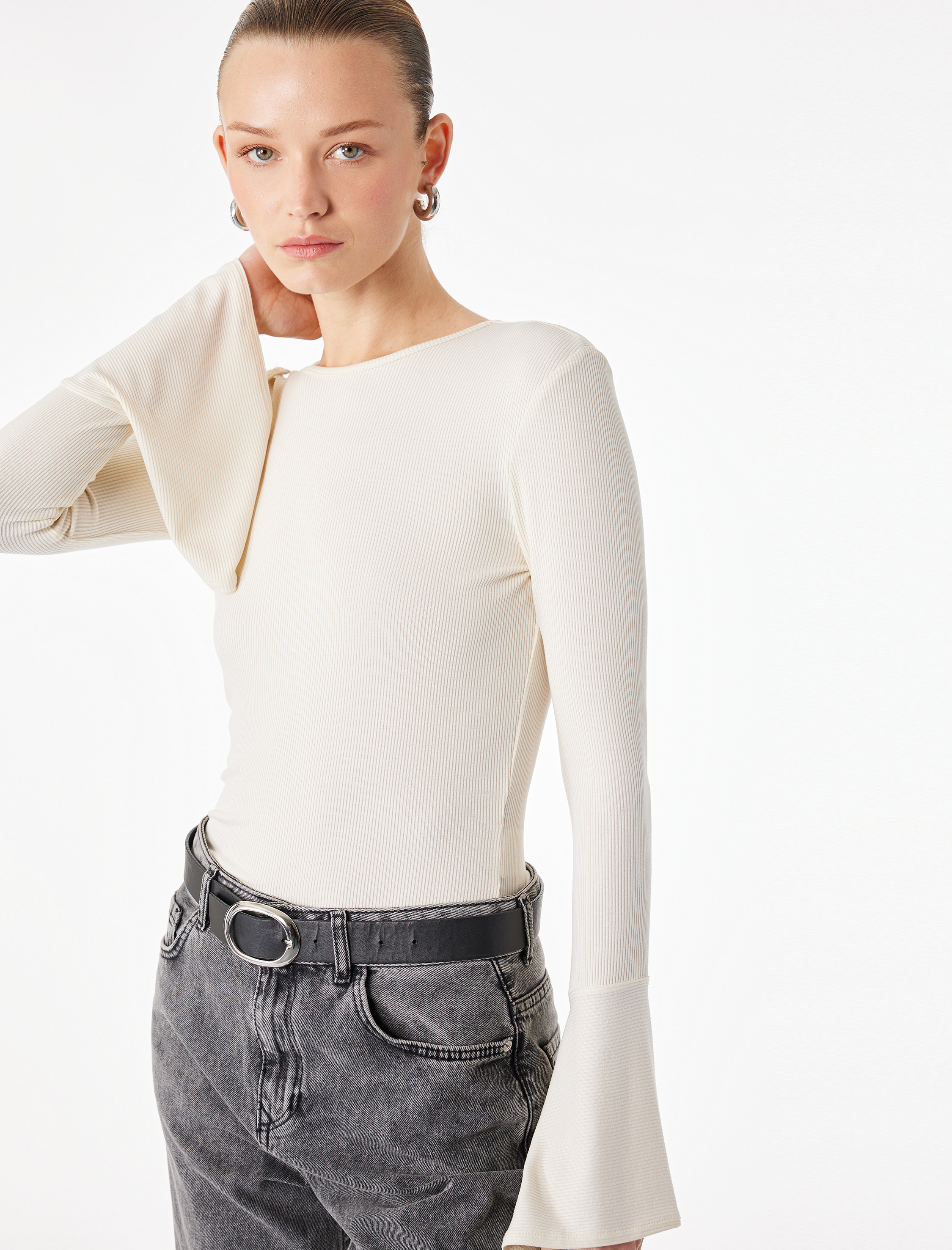   Slim Fit Bisiklet Yaka Uzun İspanyol Kollu Fitilli Bluz