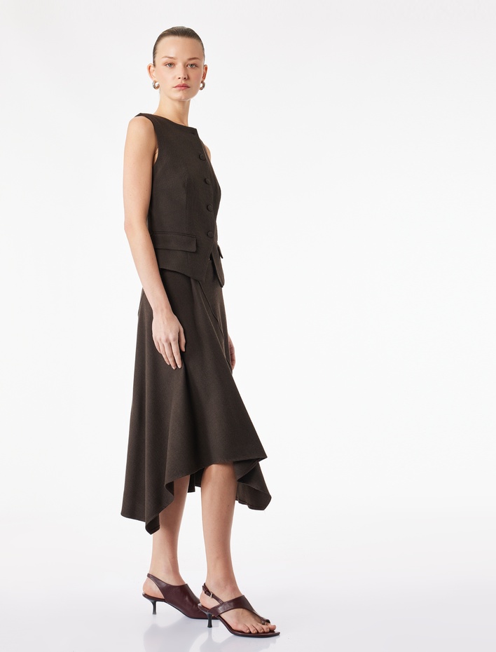  Rahat Kalıp Asimetrik Kesim Midi Etek