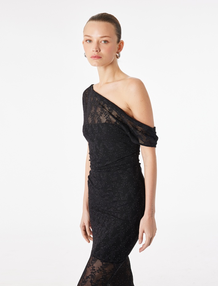  Slim Fit Kayık Yaka Bodycon Dantelli Taşlı Midi Abiye Elbise