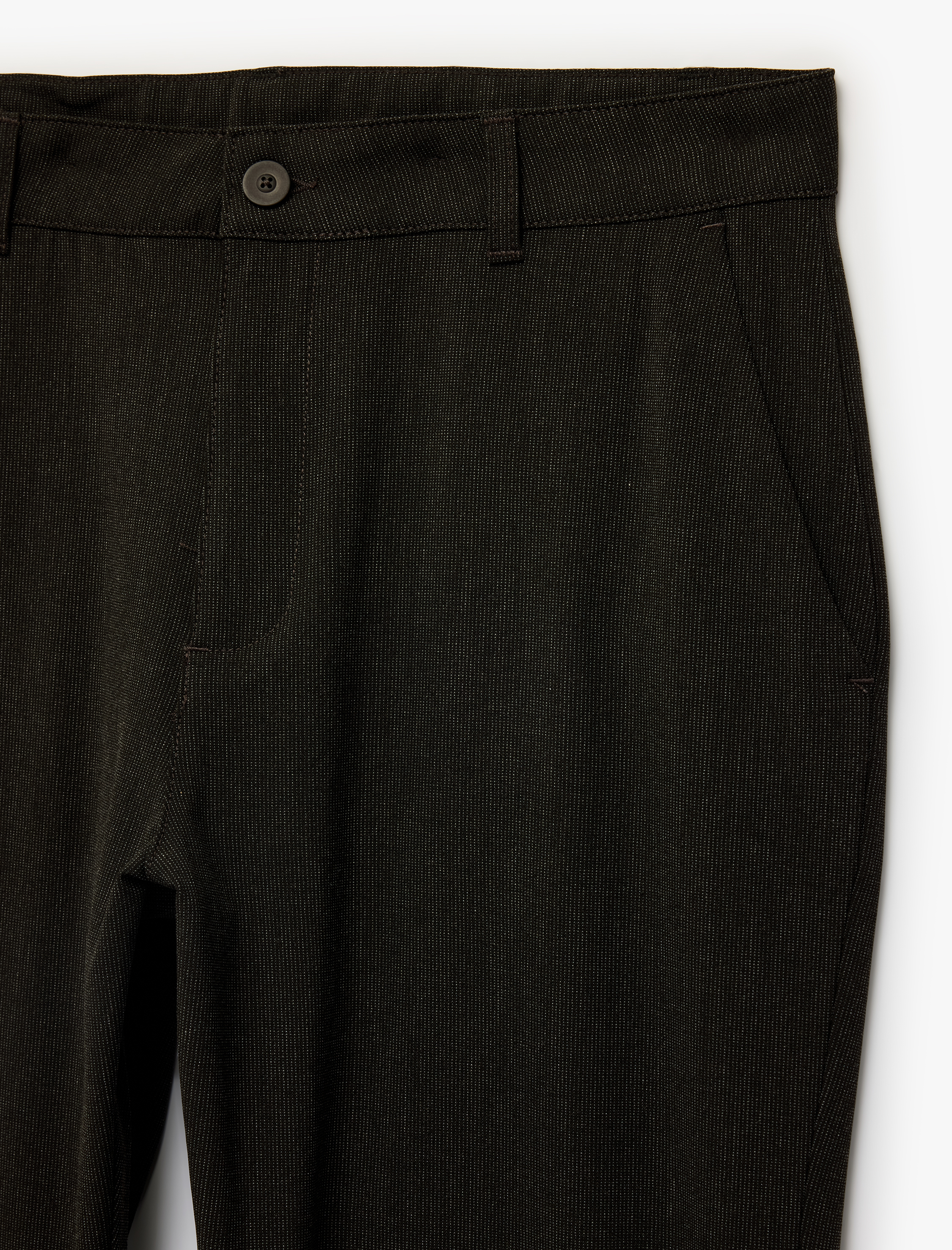   Regular Fit Düğmeli Cepli Viskon Karışımlı Kumaş Pantolon