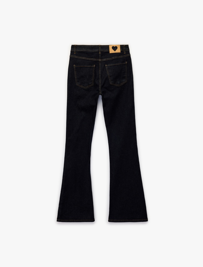 Yeşil Kadın Pamuklu Dar Kalıp Düğmeli İspanyol Paça Denim Pantolon