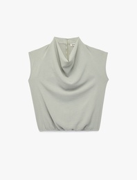 Aerobin Kumaş Dökümlü Yaka Kolsuz Bluz