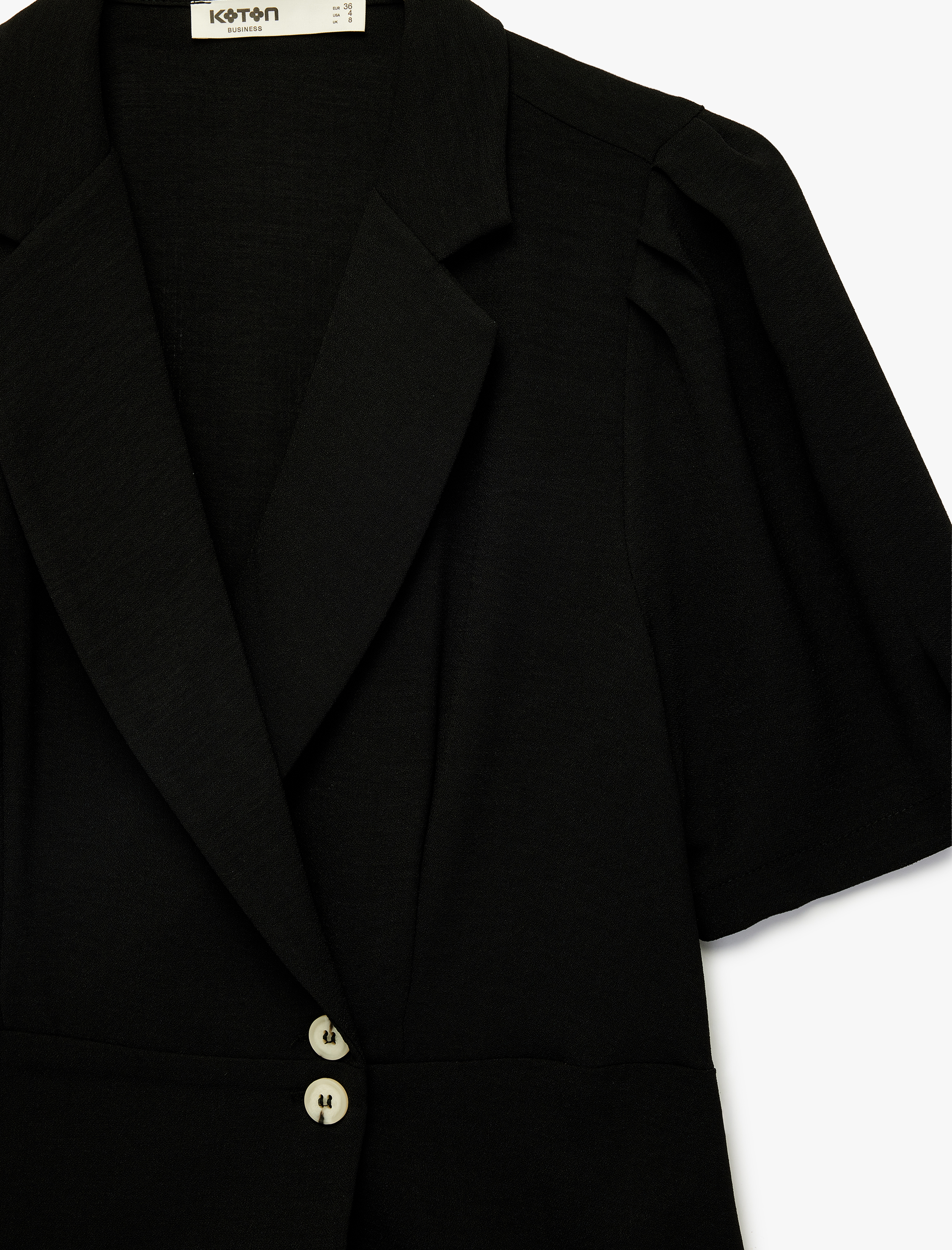   Regular Fit Düğmeli Kısa Kollu Kruvaze Yaka Gömlek