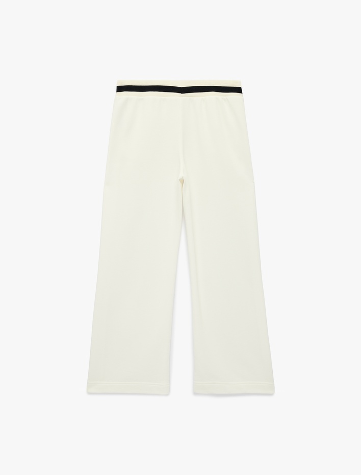  Beli Lastikli Regular Fit Baskı Detaylı Eşofman Altı