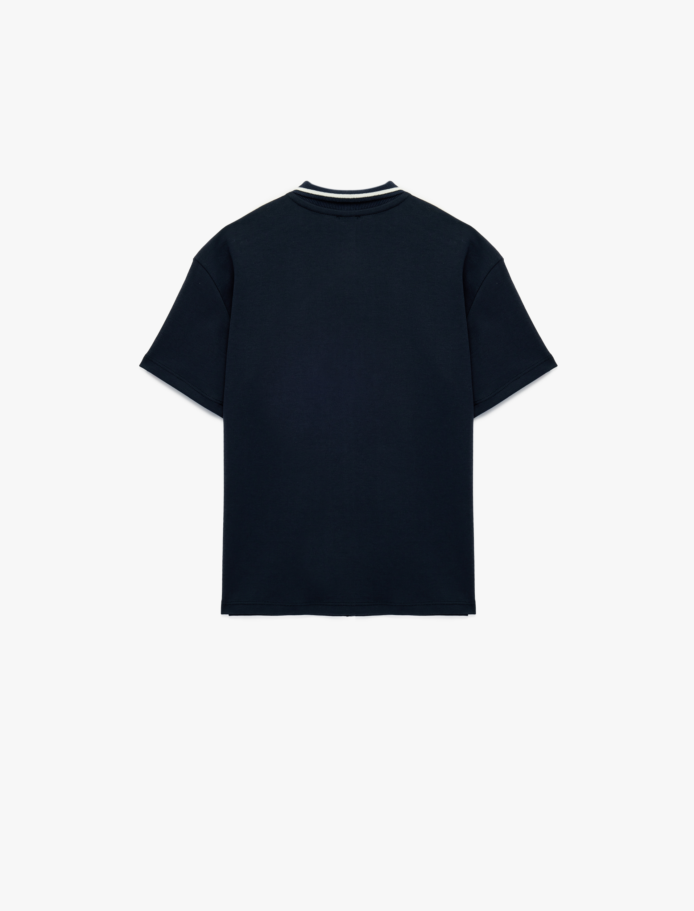  Erkek Çocuk Çizgi Detaylı Çıtçıt Düğme Kapamalı Kısa Kollu Polo Yaka Tişört