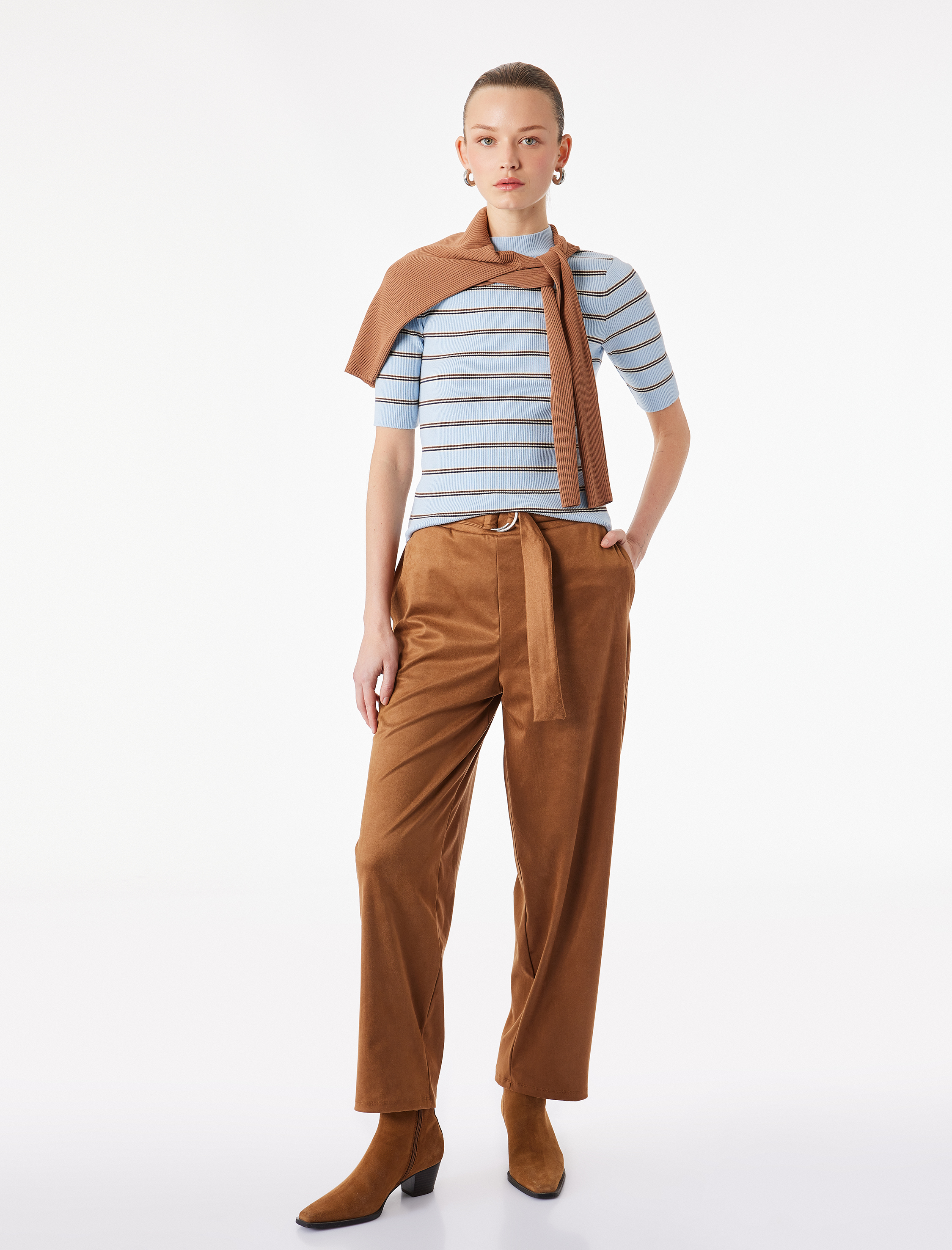   Slim Fit Süet Görünümlü Kemer Detaylı Pantolon