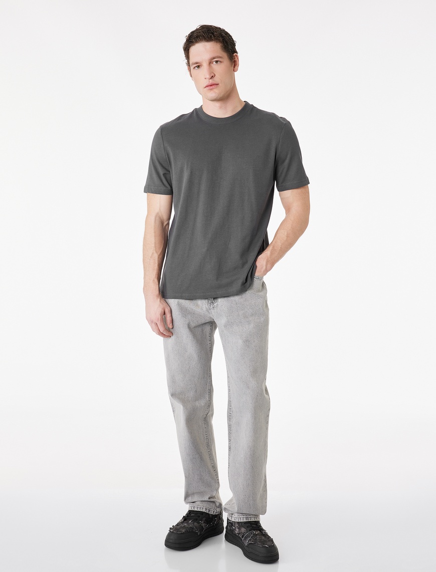 Koton Erkek Regular Fit Bisiklet Yaka Pamuklu Basic Kısa Kollu T-Shirt