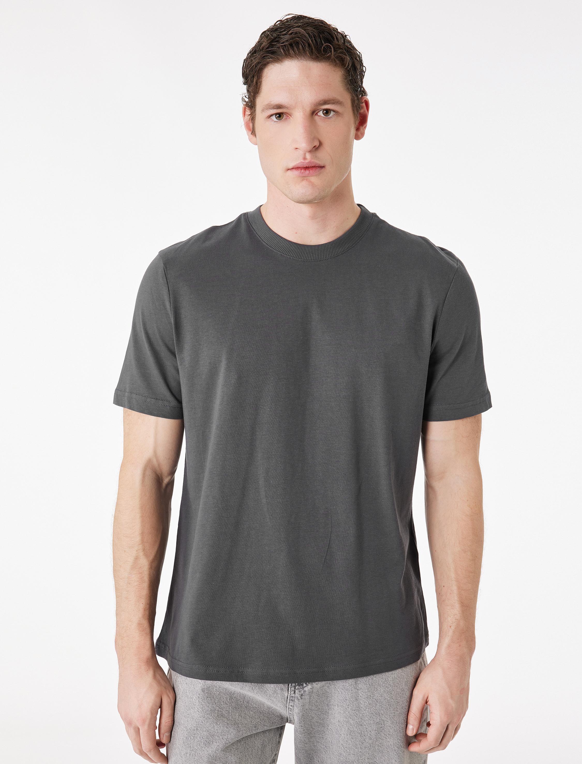   Regular Fit Bisiklet Yaka Pamuklu Basic Kısa Kollu Tişört