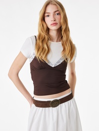 Fiyonklu Slim Fit V Yaka Askılı Dantelli Atlet