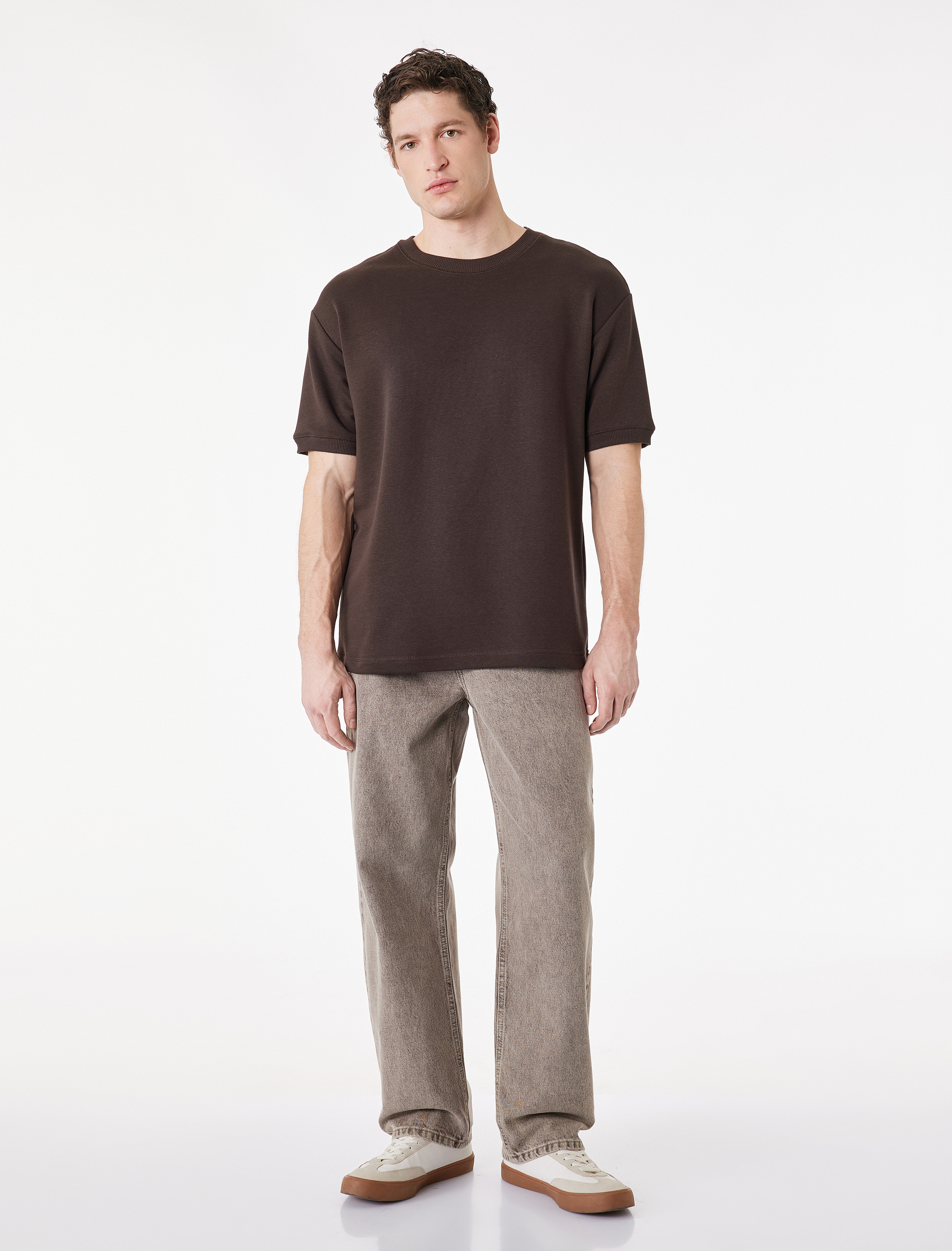   Kısa Kollu Bisiklet Yaka Basic Oversize Tişört