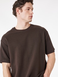 Kısa Kollu Bisiklet Yaka Basic Oversize Tişört