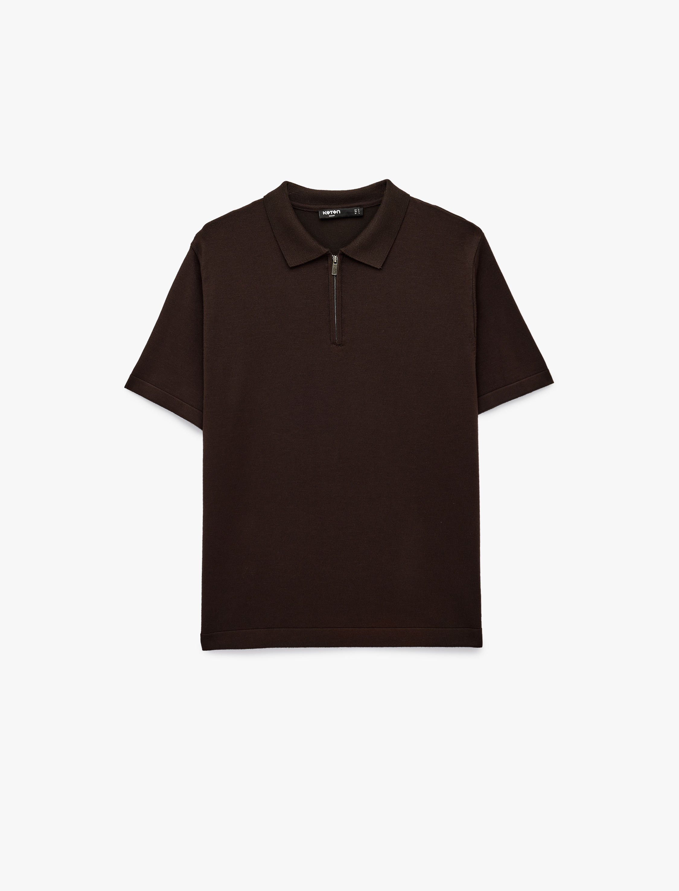   Regular Fit Viskon Yarım Fermuarlı Kısa Kollu Triko Tişört