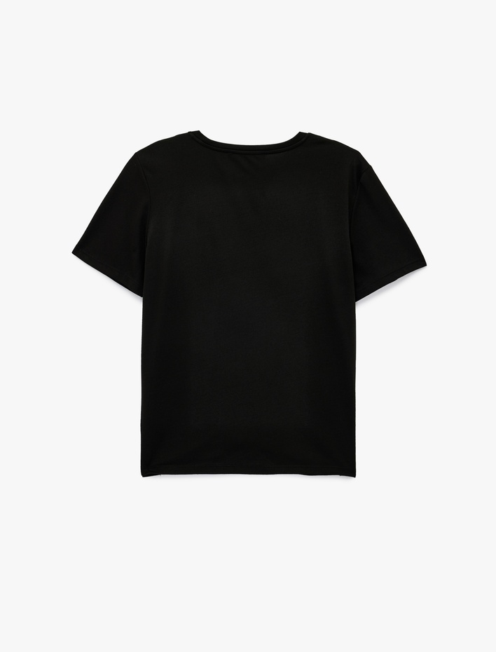  Kısa Kollu Bisiklet Yaka Leoparlı Fular Baskı Detaylı Tişört