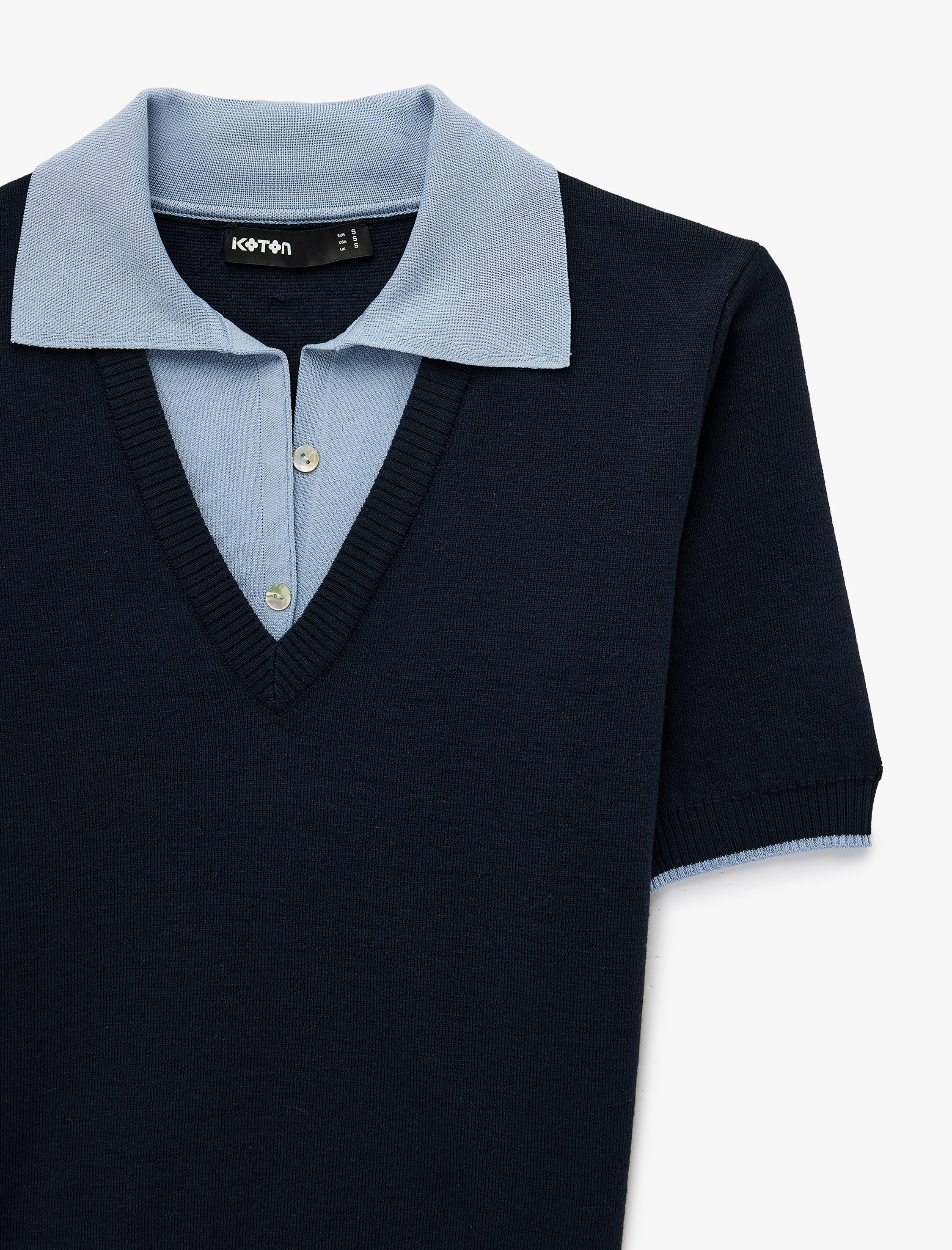   Kısa Kollu Düğmeli Renk Kontrastlı Kombine Polo Yaka Triko Kazak