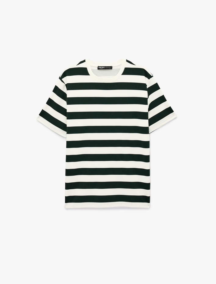  Regular Fit Viskon Karışımlı Kısa Kollu Bisiklet Yaka Çizgili Tişört