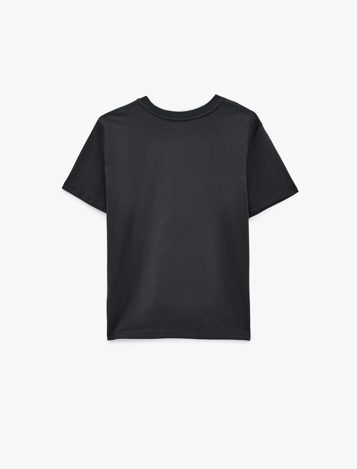  Pamuklu Kısa Kollu Bisiklet Yaka Taşlı Yıldız Baskılı Tişört