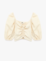 Pamuklu Kalp Yaka Fiyonk Detaylı Kısa Kollu Gipeli Balon Kol Bluz