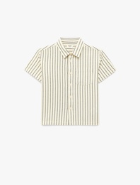 Pamuklu Kısa Kollu Klasik Yaka Cepli Çizgili Gömlek