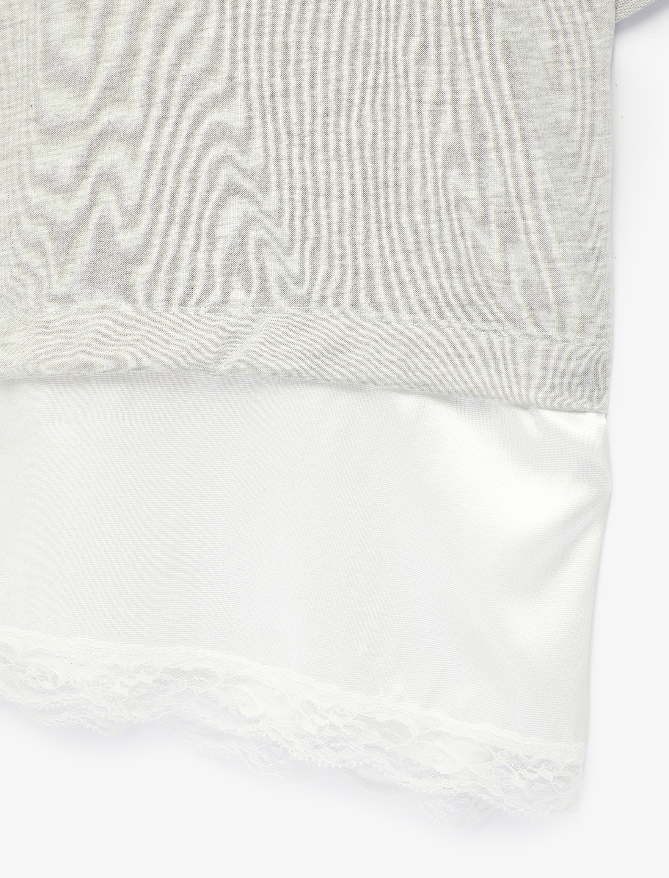  Kız Çocuk Dantel Detaylı Asimetrik Kesim Bisiklet Yaka Kısa Kollu Tişört