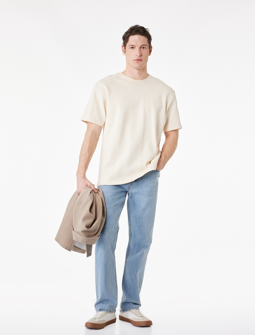 Koton Erkek Normal Bel Pamuklu Straight Fit Jean Pantolon