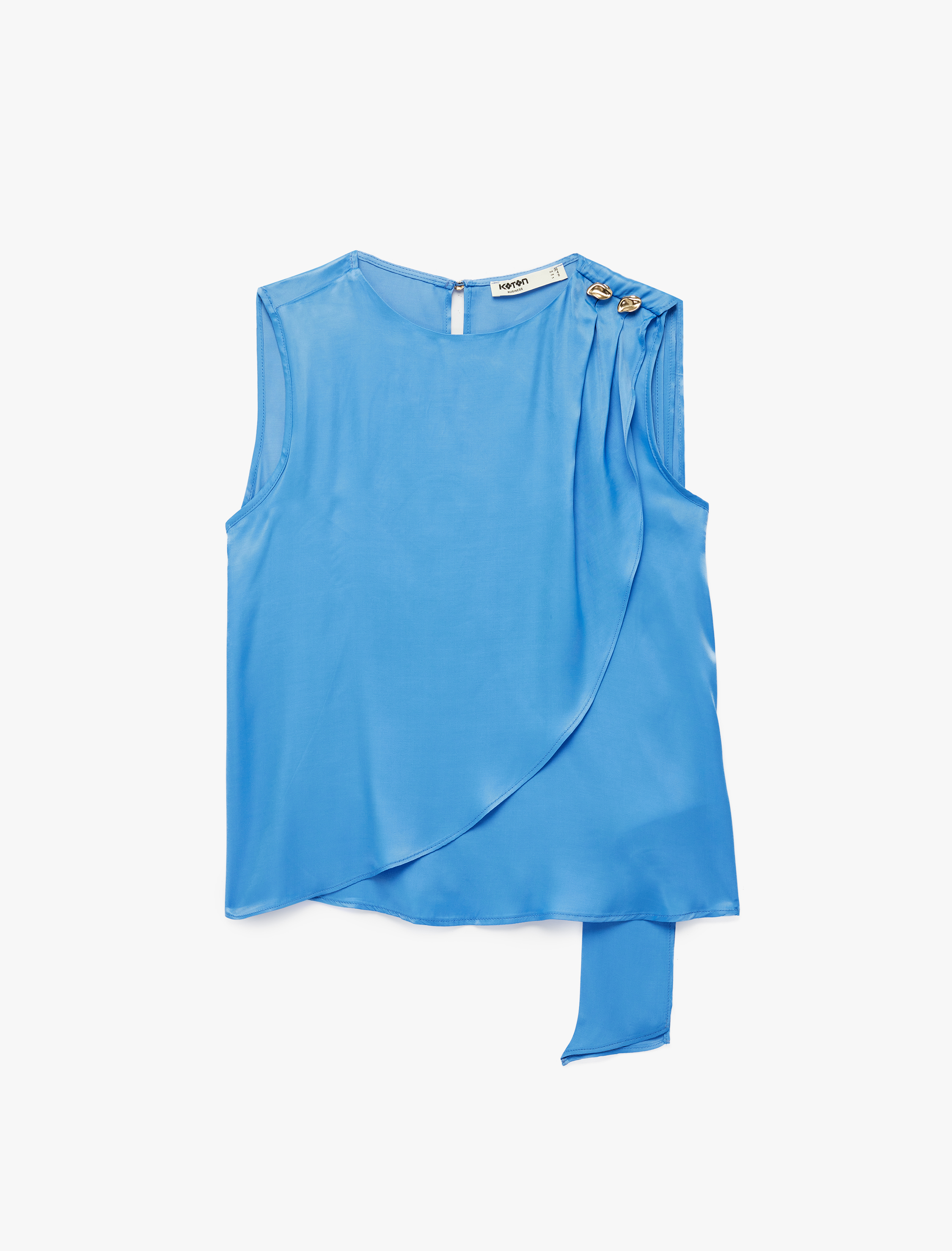   Metal Aksesuarlı Katlı Bisiklet Yaka Kolsuz Viskon Bluz