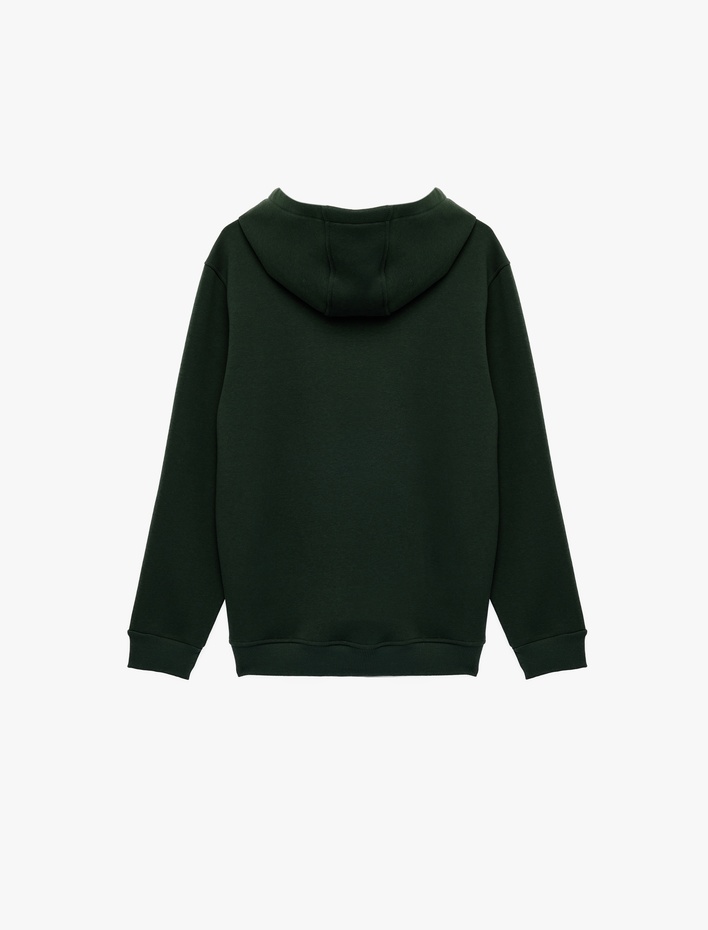  Uzun Kollu Kanguru Cepli Şardonlu Yılbaşı Temalı Nakışlı Kapşonlu Sweatshirt