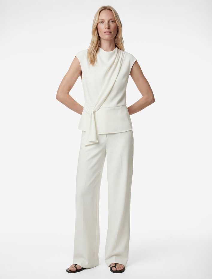  Dik Yaka Drapeli Bağlama Detaylı Kolsuz Bluz