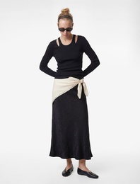 Balık Kesim Slim Fit Midi Boy Dokulu Saten Etek