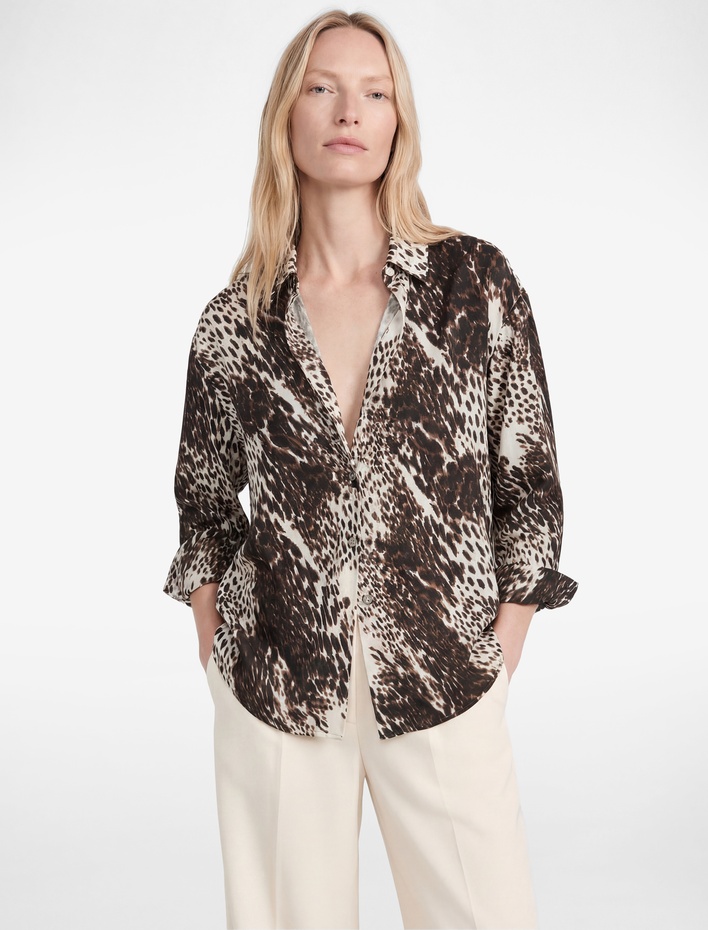  Regular Fit Uzun Kollu Leopar Desenli Saten Gömlek