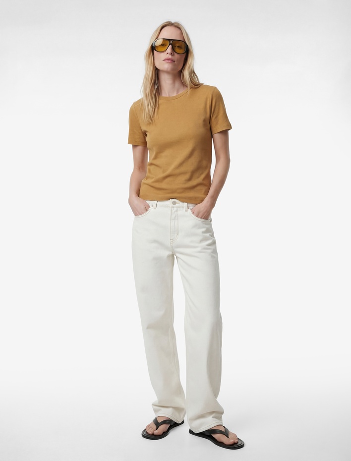  Slim Fit Pamuklu Kısa Kollu Bisiklet Yaka Basic Tişört