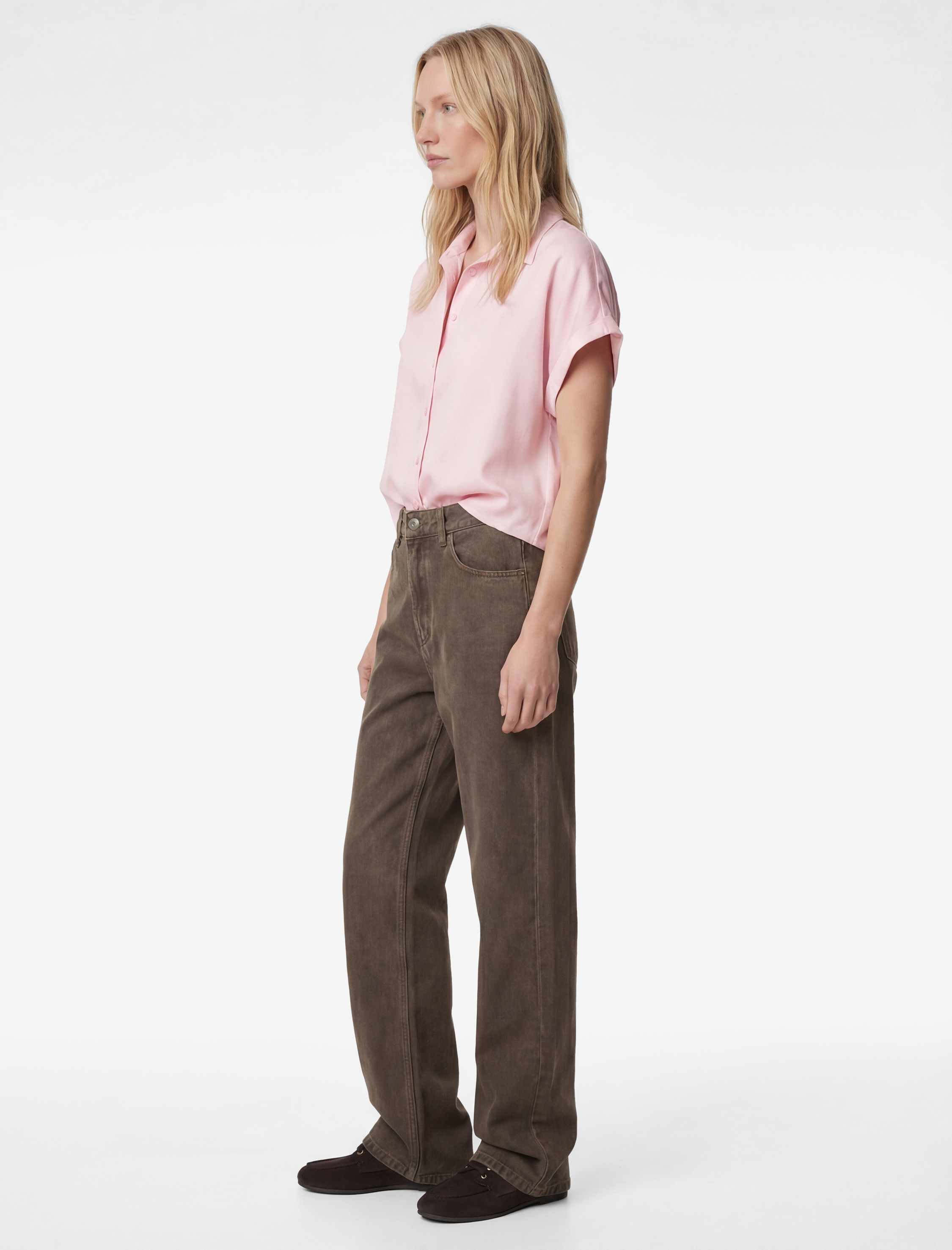   Kısa Kollu Kaçık Yaka Oversize Saten Gömlek