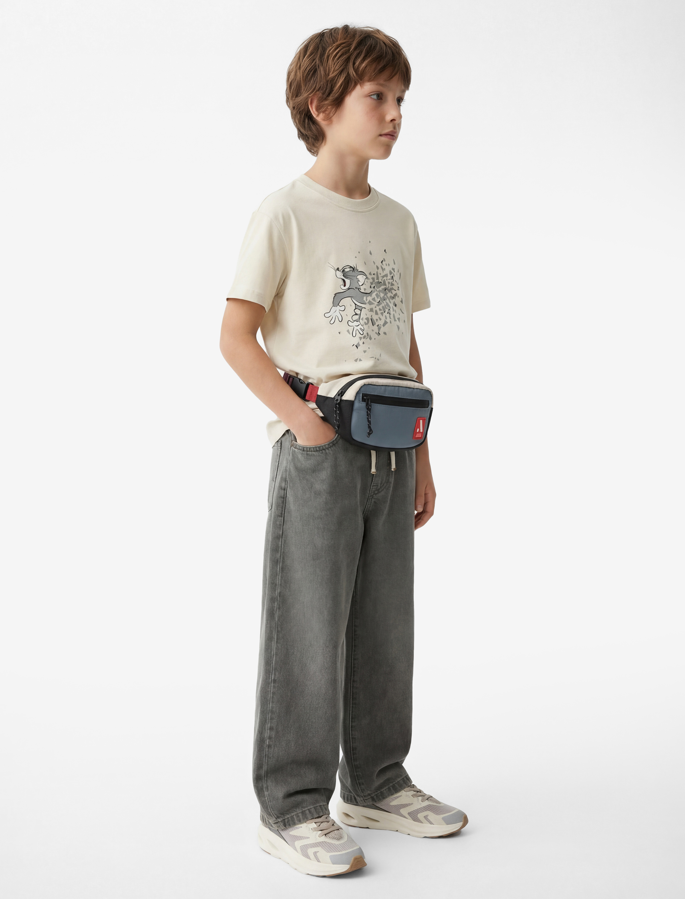  Erkek Çocuk Lisanslı Tom ve Jerry Baskılı Kısa Kollu Bisiklet Yaka Pamuklu Tişört