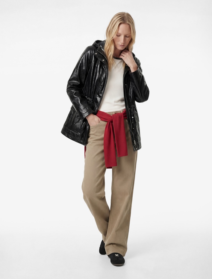  Fermuarlı Cep Detaylı Kapüşonlu Viskon Karışımlı Suni Deri Yağmurluk