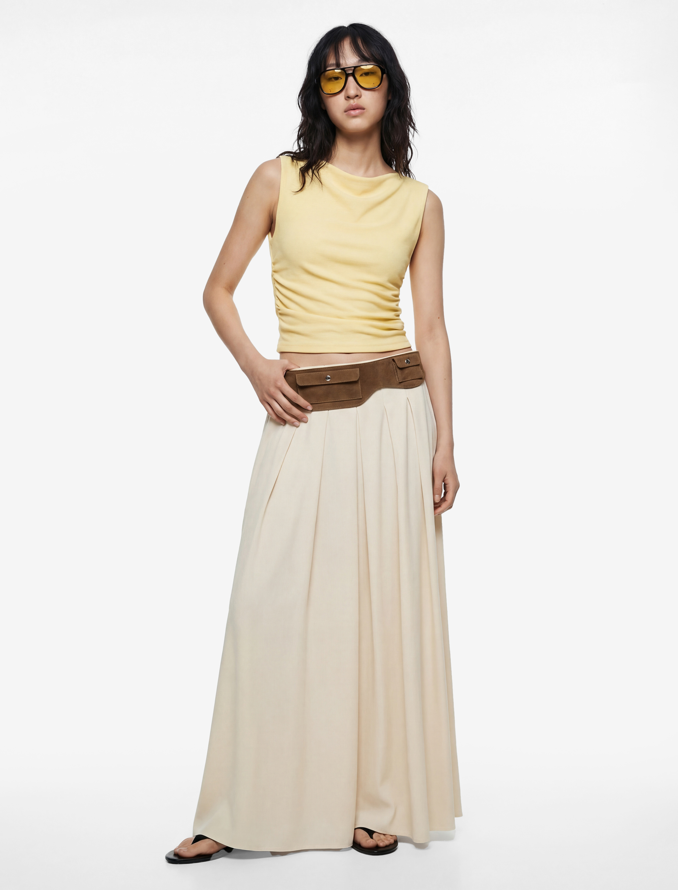   Asimetrik Yaka Slim Fit Kolsuz Drapeli Bluz