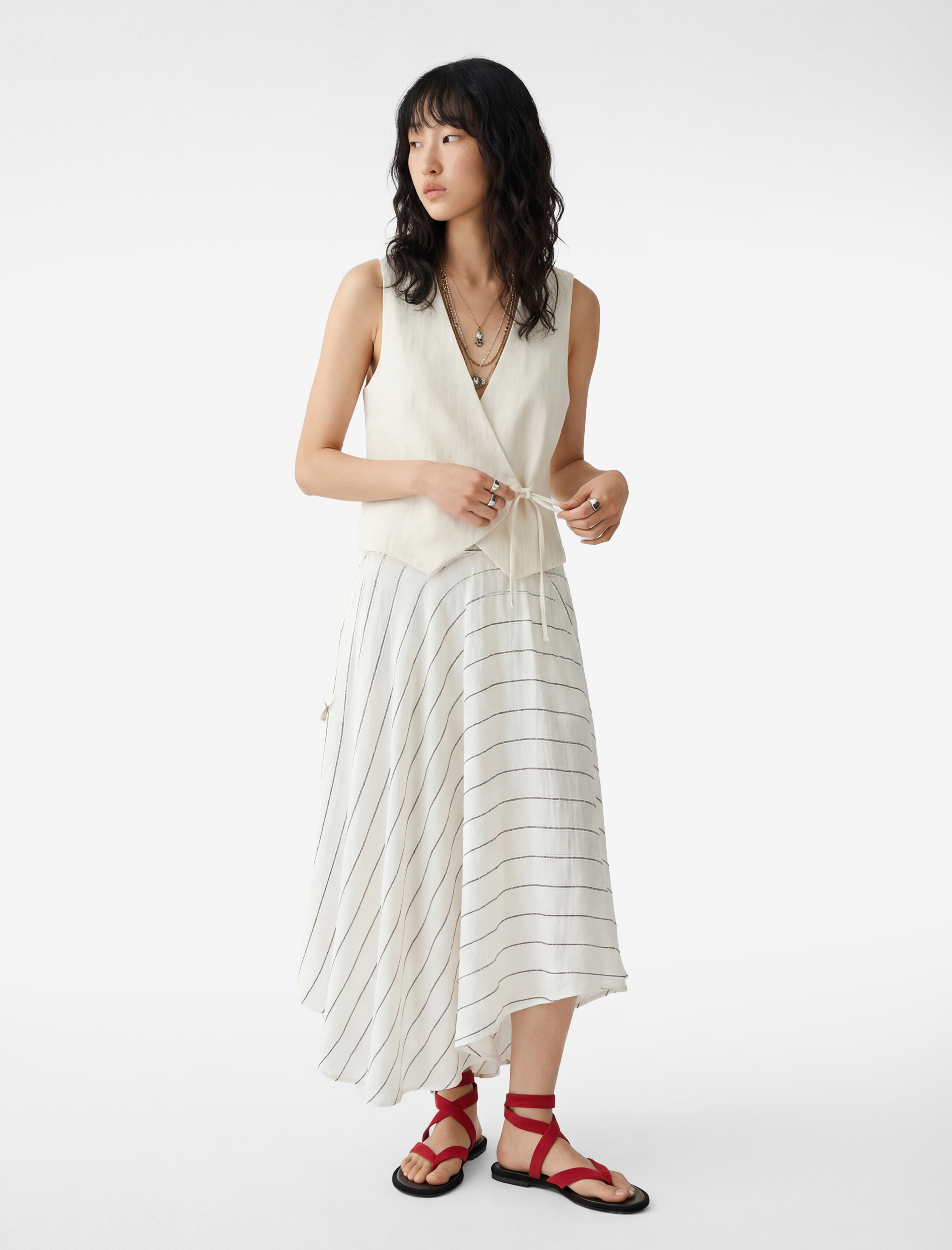   Kruvaze Yaka Simli Bağlama Detaylı Keten Karışımlı Kolsuz Yelek