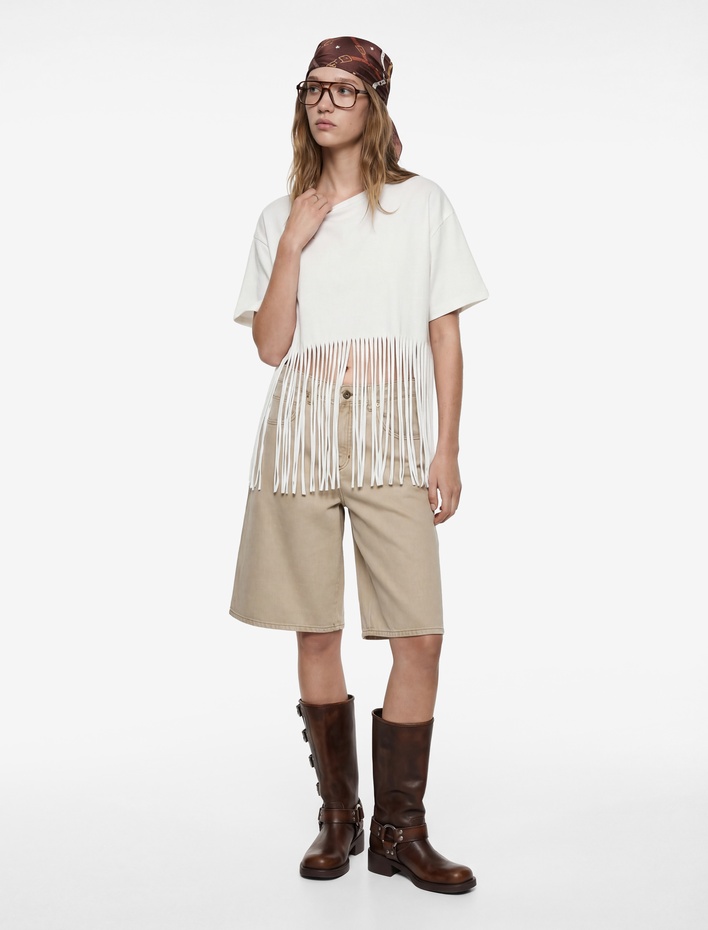  Pamuklu Püskül Detaylı Kısa Kollu Bisiklet Yaka Oversize Crop Tişört