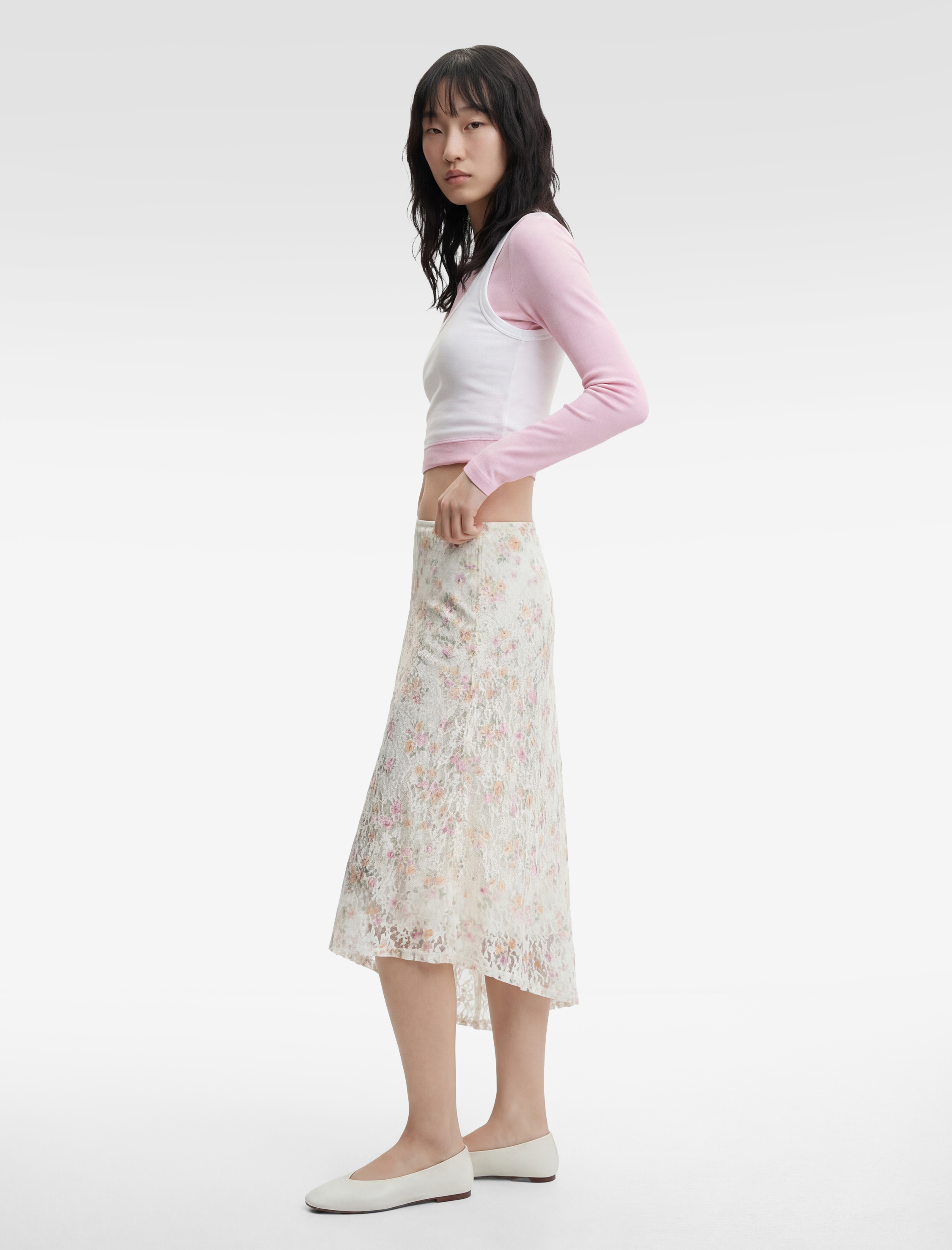   Asimetrik Kesim Çiçekli Uzun Dantel Etek