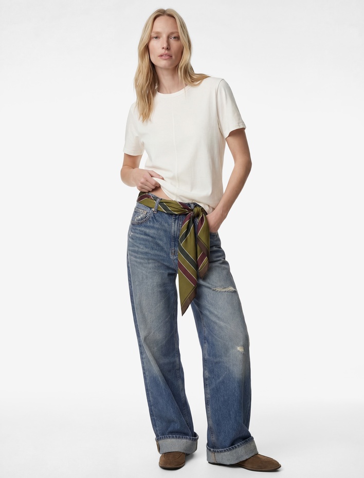  Pamuklu Kısa Kollu Bisiklet Yaka Dikiş Detaylı Tişört