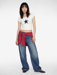 Pamuklu Omzu Açık Kısa Kollu Baskılı Tişört