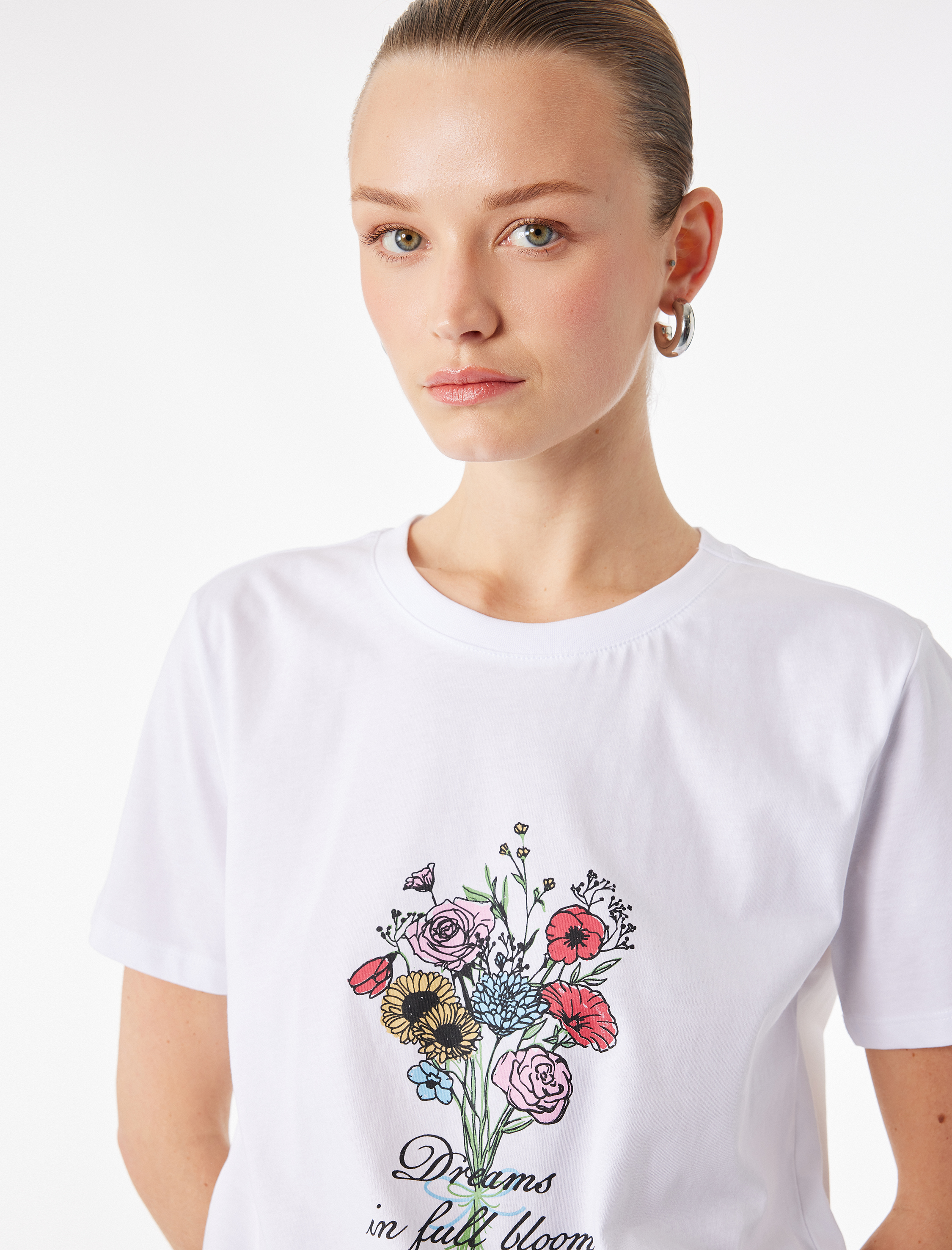   Pamuklu Kısa Kollu Bisiklet Yaka Çiçek Baskılı Tişört
