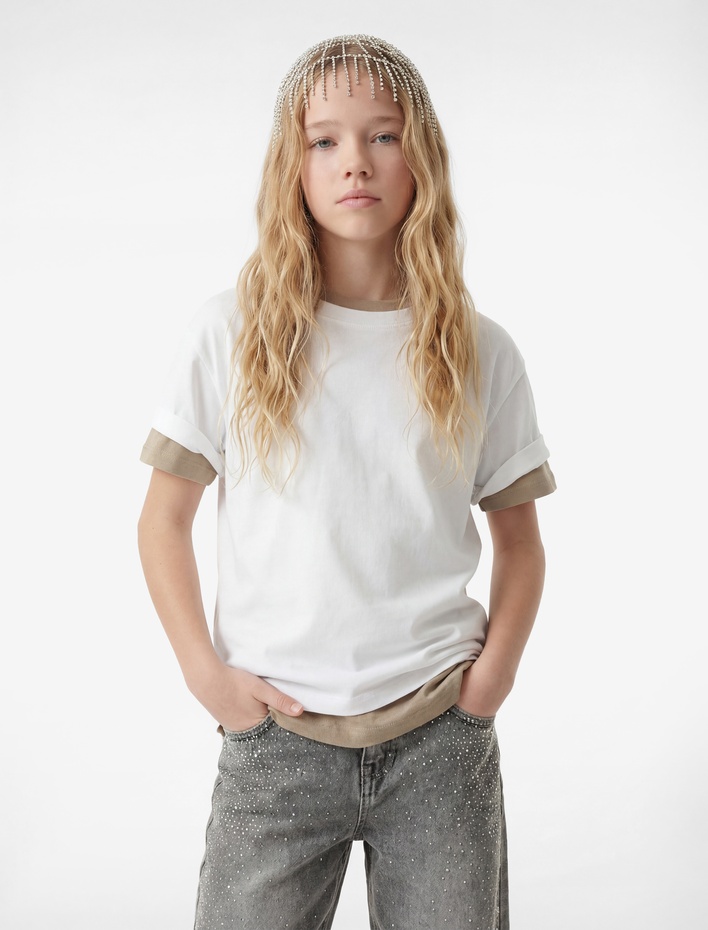 Kız Çocuk Pamuklu Bol Kalıp Yıpratmalı Pul Detaylı Geniş Paça Denim Pantolon