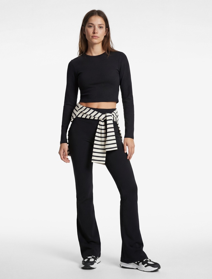  İnterlok Uzun Kollu Bisiklet Yaka Slim Fit Spor Crop Tişört