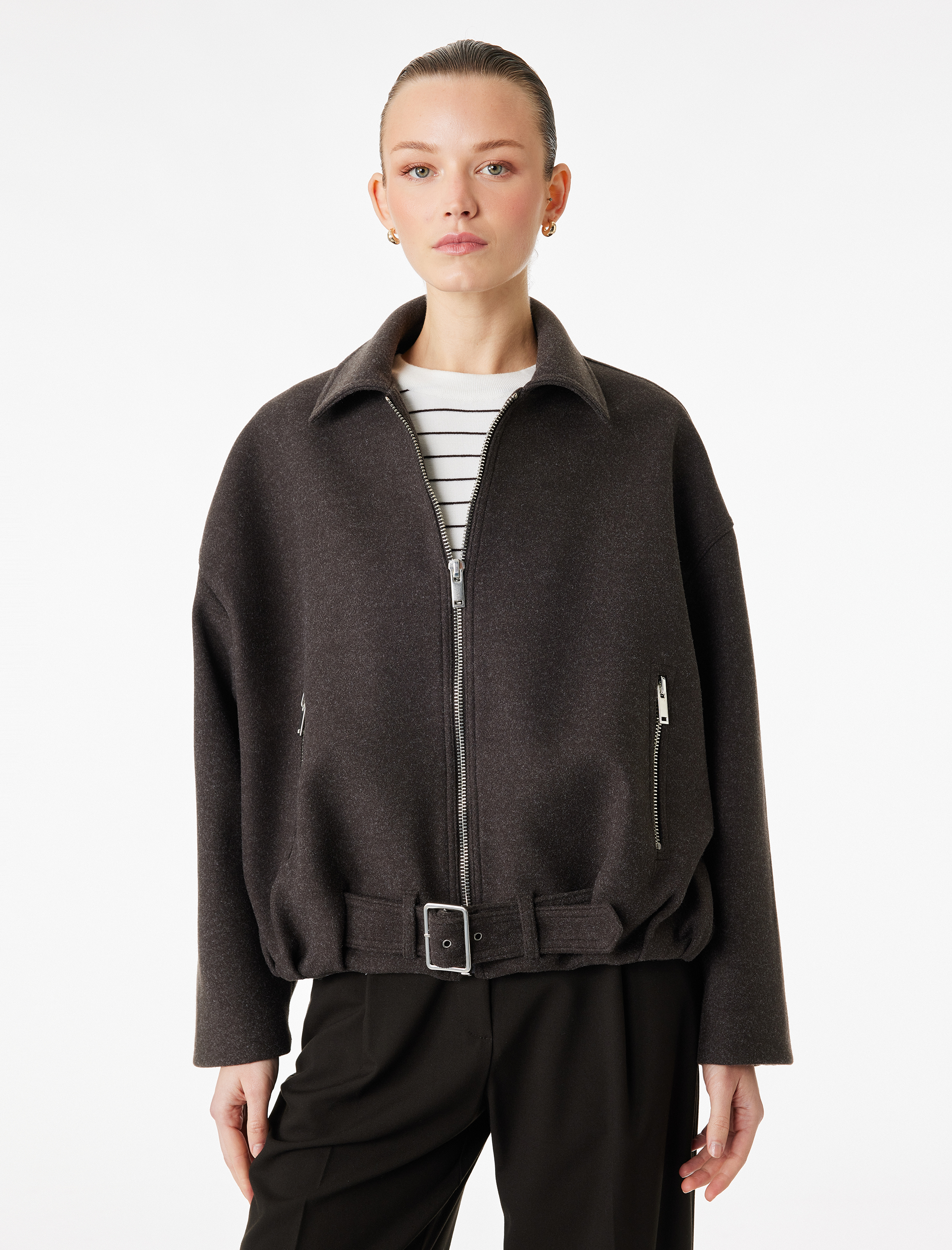   Uzun Kollu Kemer Detaylı Cepli Fermuarlı Oversize Kaşe Bomber Ceket