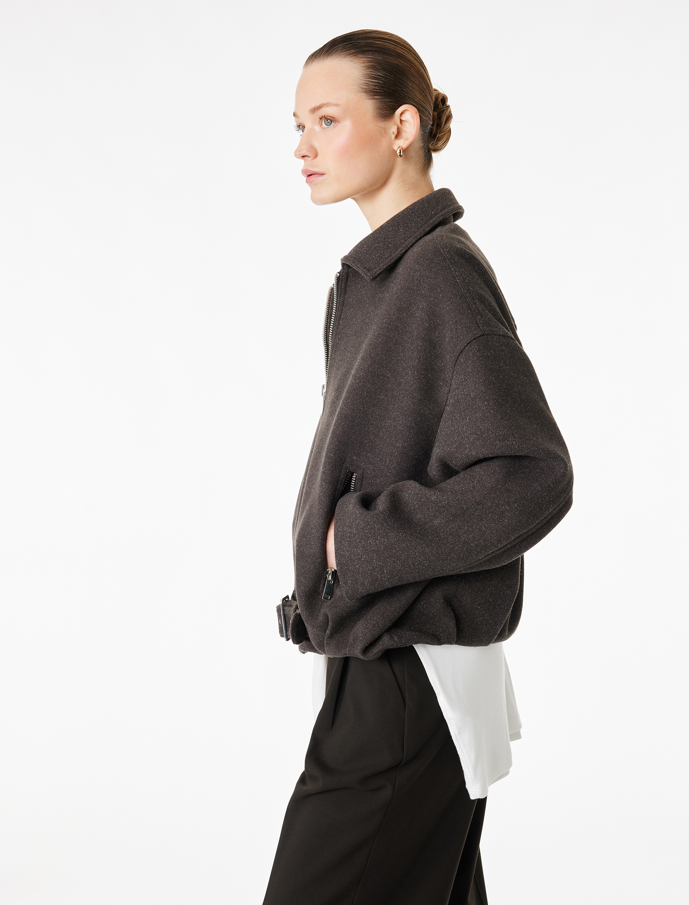   Uzun Kollu Kemer Detaylı Cepli Fermuarlı Oversize Kaşe Bomber Ceket