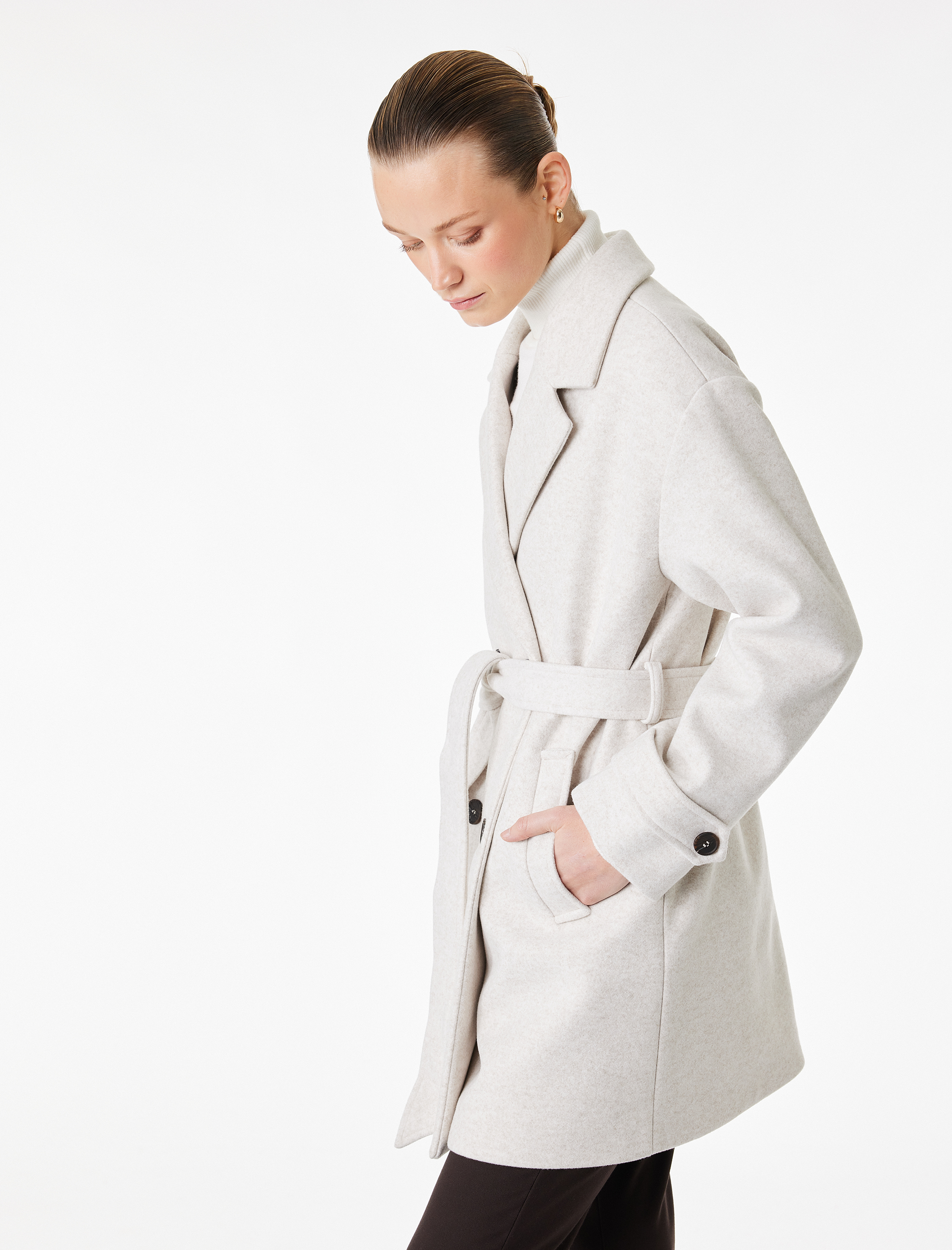   Uzun Kollu Cepli Kruvaze Kaşe Trenç Kaban