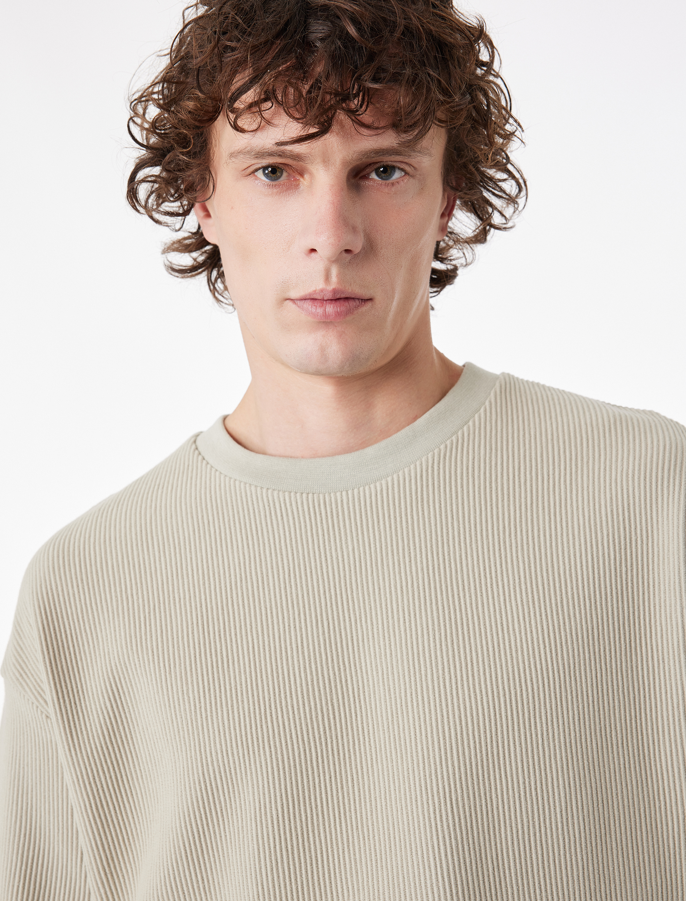   Kısa Kollu Bisiklet Yaka Pamuklu Tok Kumaş Basic Oversize Tişört